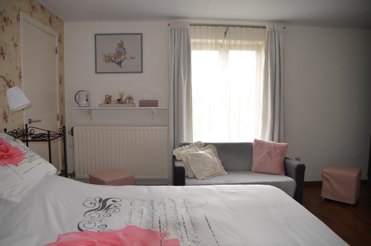 Neerpelt La Rose Bed & Breakfast エクステリア 写真