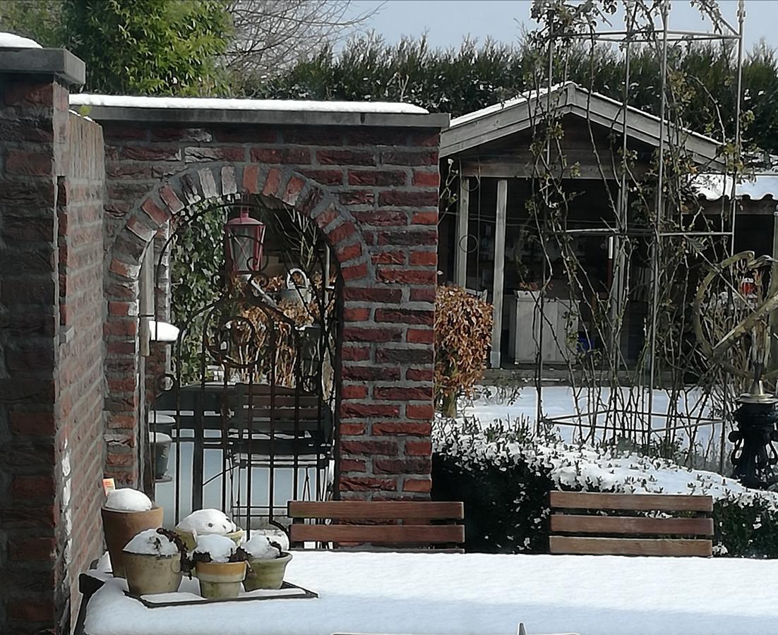 Neerpelt La Rose Bed & Breakfast エクステリア 写真