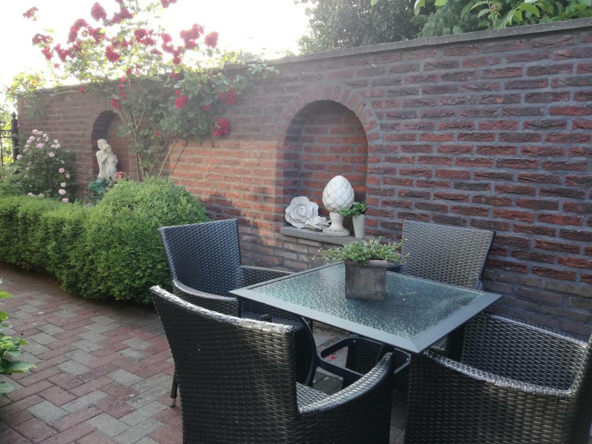 Neerpelt La Rose Bed & Breakfast エクステリア 写真