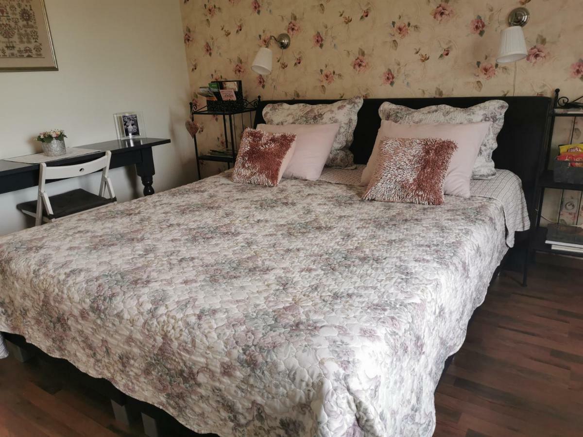 Neerpelt La Rose Bed & Breakfast エクステリア 写真